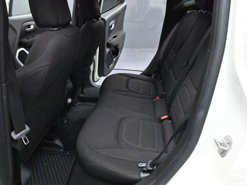 Used 2021 Jeep Renegade Latitude w/ Convenience Group image 25