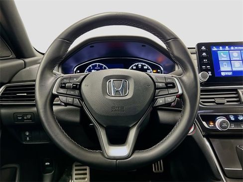 Used 2022 Honda Accord Sport image 18