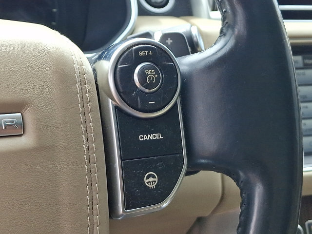 Used 2015 Land Rover Range Rover Supercharged AWD/4WD image 7