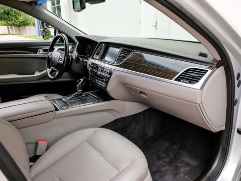 Used 2016 Hyundai Genesis 3.8 AWD/4WD image 18