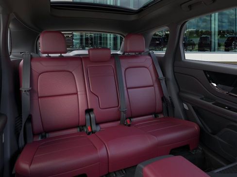 New 2026 Lincoln Corsair Grand Touring image 11