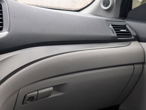 Used 2019 Honda Ridgeline RTL image 16