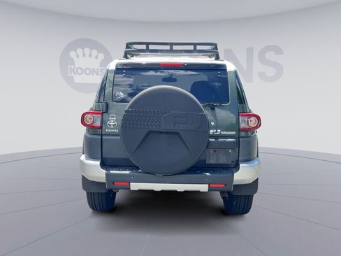 Used 2012 Toyota FJ Cruiser 4WD w/ Upgrade Pkg image 5