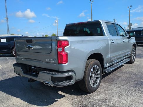 Used 2025 Chevrolet Silverado 1500 High Country RWD image 4