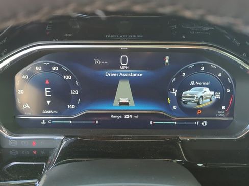 Used 2025 Chevrolet Silverado 1500 LT image 18