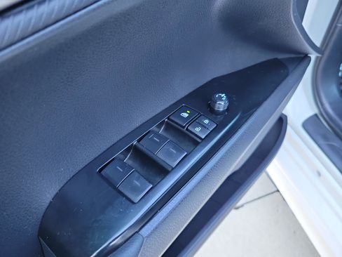 Certified 2025 Toyota Camry SE FWD image 19