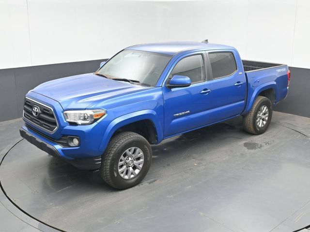 Used 2017 Toyota Tacoma SR5 w/ Tow Package AWD/4WD image 15