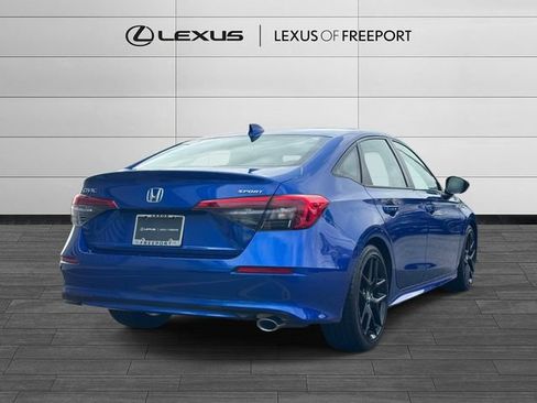 Used 2023 Honda Civic Sport image 5