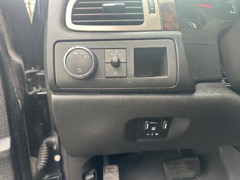 Used 2014 GMC Yukon XL Denali AWD/4WD image 22