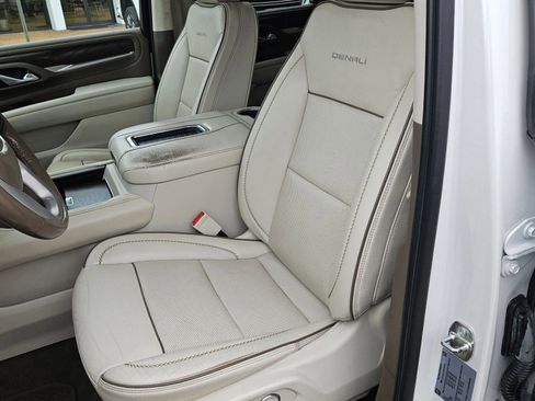 Used 2021 GMC Yukon Denali image 22