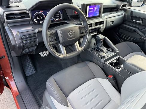 Used 2025 Toyota Tacoma TRD Sport image 13