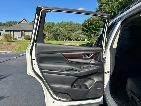 Used 2023 Subaru Ascent Touring AWD/4WD image 66
