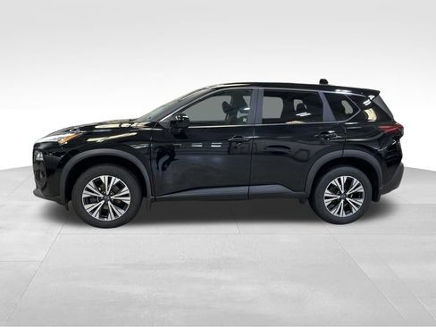 Used 2023 Nissan Rogue SV AWD/4WD image 2