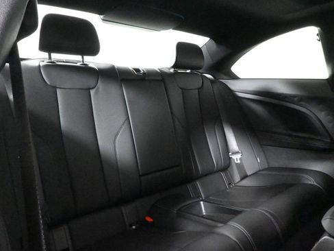 Used 2025 BMW M240i xDrive Coupe w/ Premium Package image 36