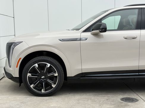 New 2026 Cadillac Escalade IQL Sport 2 image 5