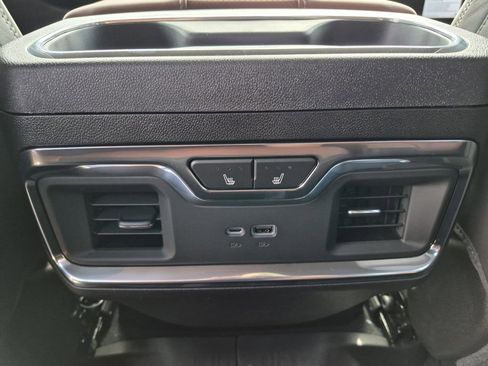 New 2026 GMC Sierra 2500 Denali Ultimate w/ Max Trailering Package image 13