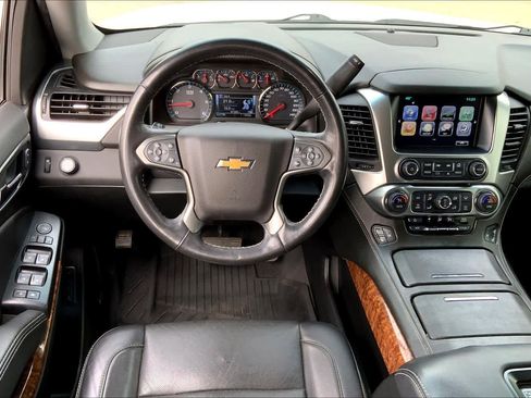 Used 2020 Chevrolet Suburban Premier image 5