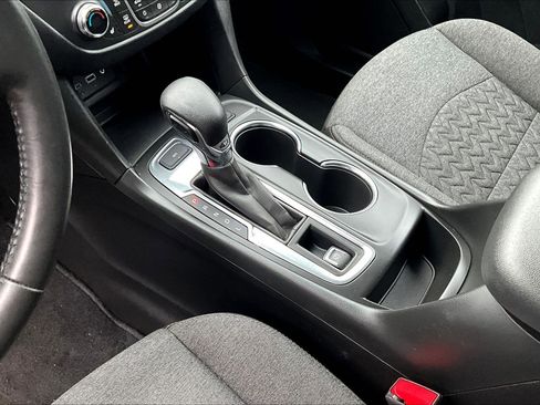 Used 2022 Chevrolet Equinox LT image 10