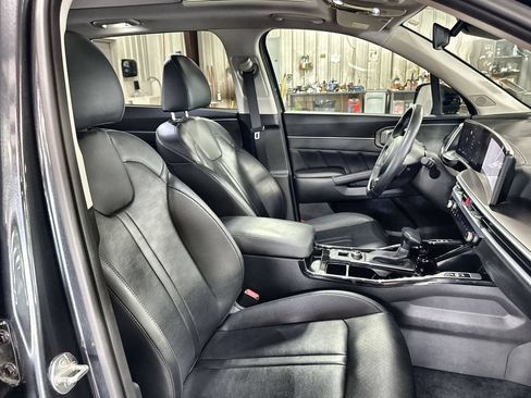 Used 2024 Kia Sorento SX AWD/4WD image 33
