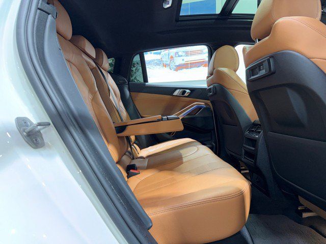 Used 2021 BMW X6 sDrive40i RWD image 56