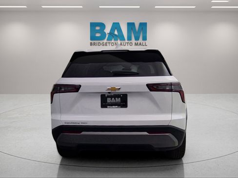 New 2026 Chevrolet Equinox LT w/ LPO, Floor Liner Package image 6