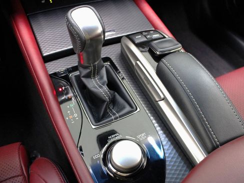 Used 2018 Lexus GS 350 F Sport RWD image 67