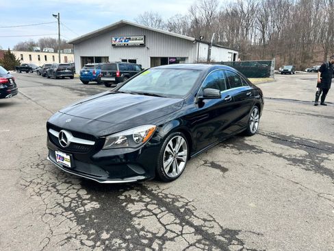 Used 2019 Mercedes-Benz CLA 250 4MATIC image 2