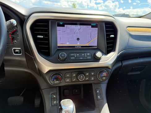 Used 2017 GMC Acadia Denali w/ Technology Package AWD/4WD image 13