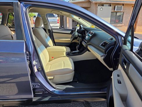 Used 2017 Subaru Outback 2.5i Premium w/ Popular Package #2 AWD/4WD image 45