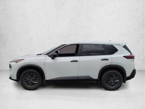 Used 2021 Nissan Rogue S FWD image 8