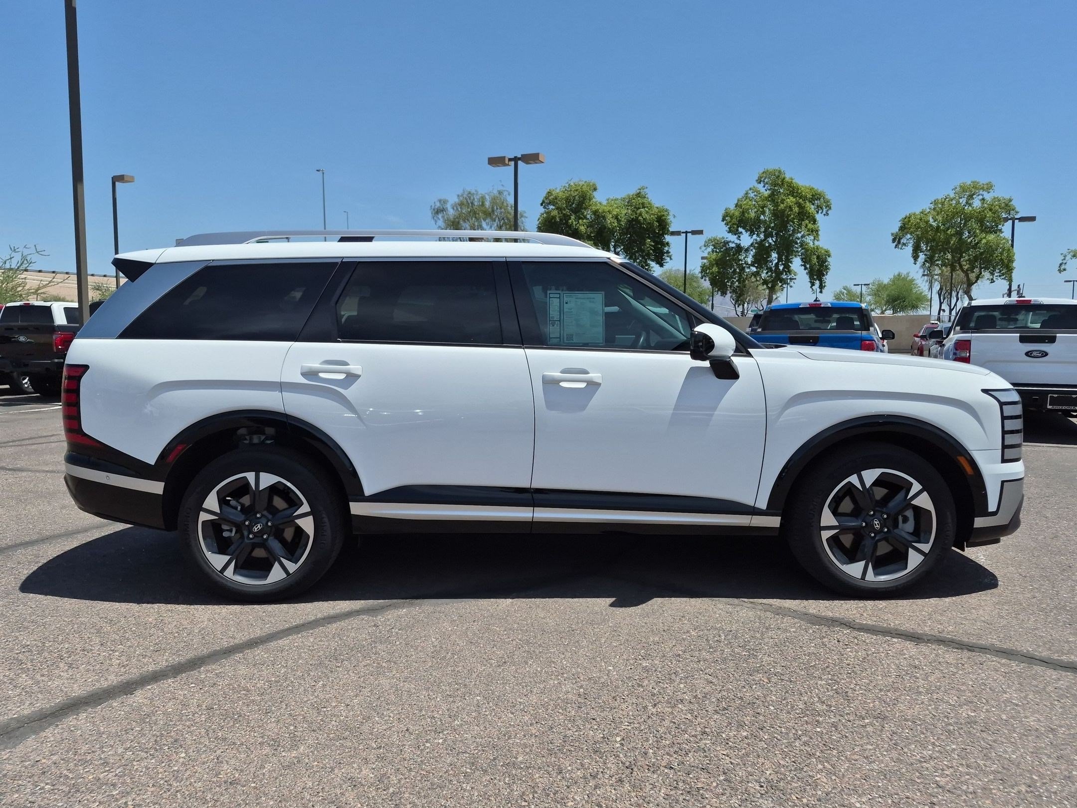 Used 2026 Hyundai Palisade Limited AWD/4WD image 4