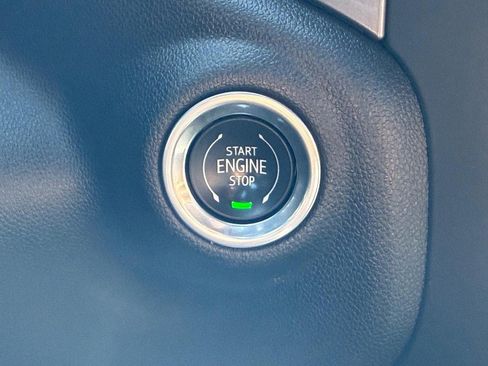 Certified 2023 Chevrolet Silverado 1500 Custom image 14