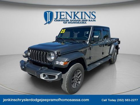 New 2025 Jeep Gladiator Sport image 1