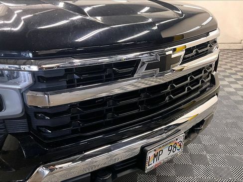 Used 2023 Chevrolet Silverado 1500 LT w/ LPO, Dark Essentials Package AWD/4WD image 28