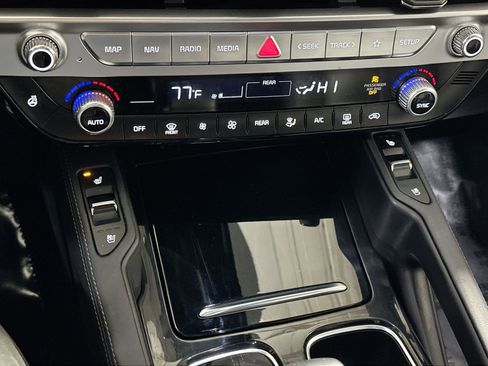 Used 2023 Kia Telluride EX w/ EX Captain's Chair Package image 26