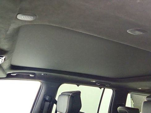 Used 2022 Jeep Grand Wagoneer Series II w/ Rear Seat Video Group 1 image 10