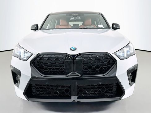 New 2026 BMW X2 xDrive28i w/ Technology Package AWD/4WD image 2