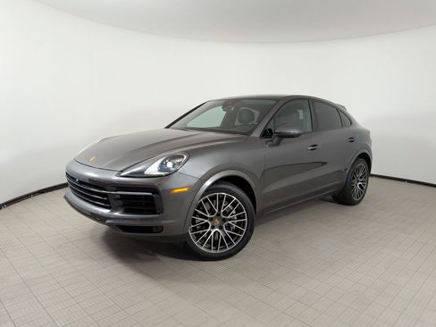 Used 2021 Porsche Cayenne Coupe AWD/4WD image 1
