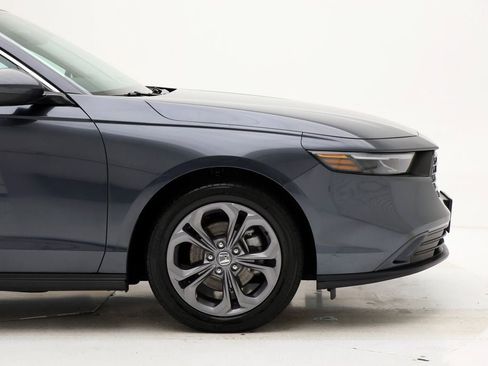 Used 2024 Honda Accord EX image 3
