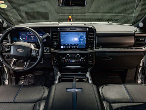 Used 2026 Ford F450 Platinum image 15