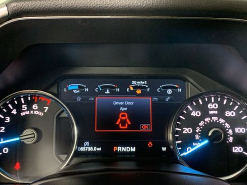 Used 2019 Ford F150 Lariat w/ Equipment Group 502A Luxury image 24