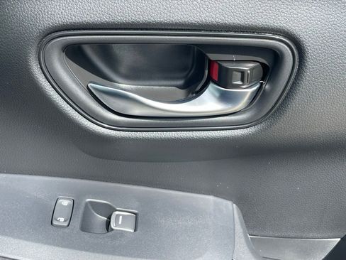 New 2026 Honda HR-V EX-L image 13