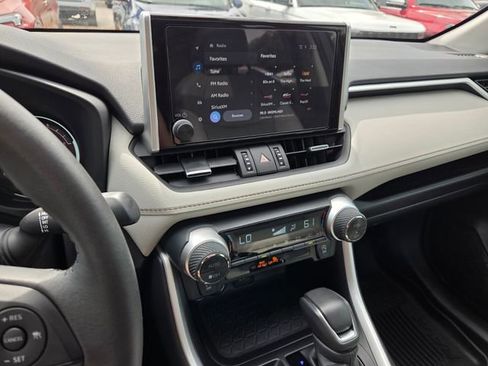 Used 2025 Toyota RAV4 XLE Premium FWD image 24