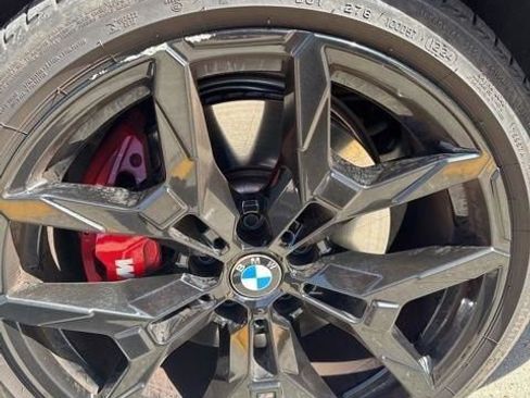 Used 2025 BMW 330i Sedan w/ M Sport Package image 27