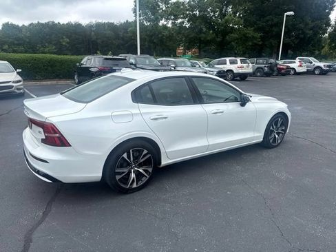 Used 2024 Volvo S60 B5 Core FWD image 7