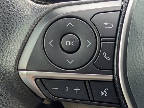 Used 2024 Toyota Camry LE w/ Convenience Package image 21