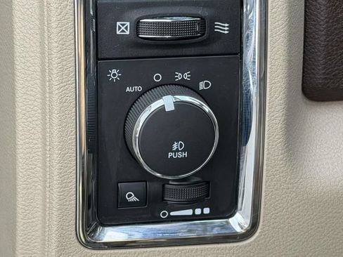 Used 2015 RAM 3500 Laramie Longhorn w/ Convenience Group AWD/4WD image 19