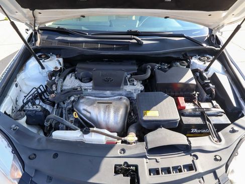 Used 2015 Toyota Camry LE FWD image 28