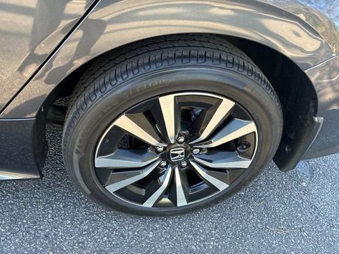 Used 2022 Honda Civic EX image 13