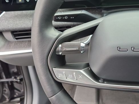 Used 2024 Lucid Air Touring AWD/4WD image 19